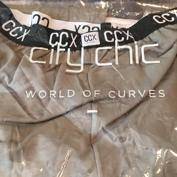 COPY - NWT City Chic 18 sage Street Cred jogger pant - Picture 6 of 8
